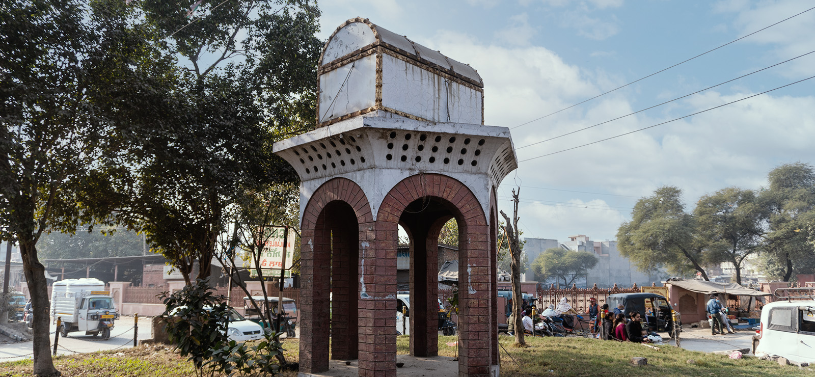 Khazana Gate