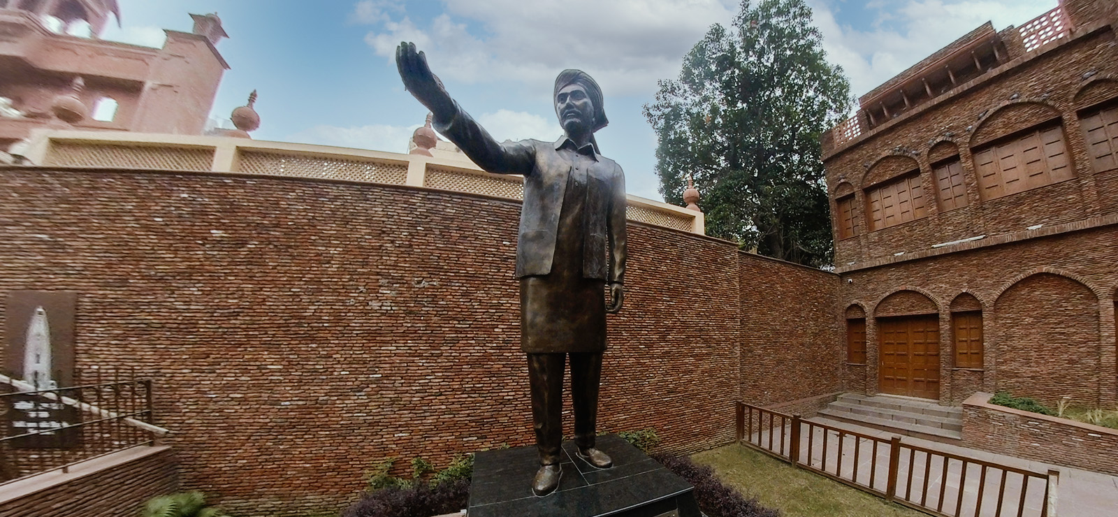 Shaheed Udham Singh Statue